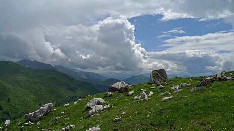 Alperna bjuder p storslagen natur